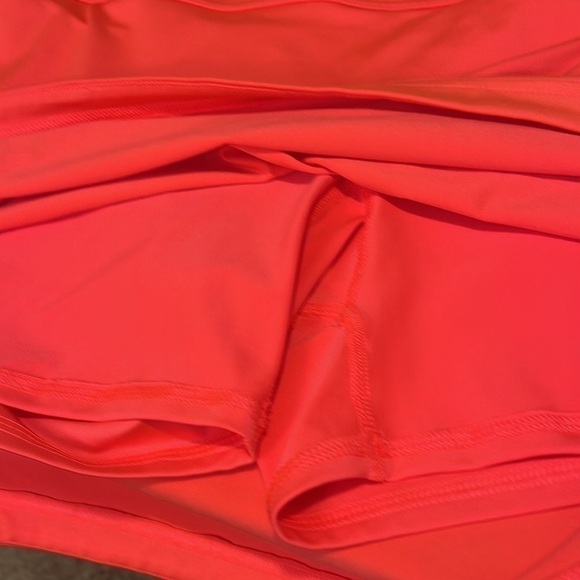 Under Armour Semi-Fitted Heat Gear Coral Skort Sz M - Picture 4 of 4